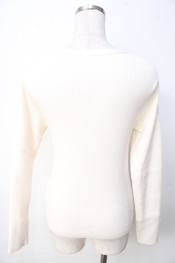 画像2: axes femme POETIQUE / ツイストカットアウトプルオーバー M 生成り Y-25-09-22-046-AX-TO-SZ-ZI (2)