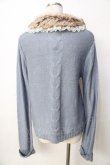 画像2: axes femme / ファー付ケーブル編カーディガン  サックス Y-25-09-22-061-AX-TO-SZ-ZY (2)