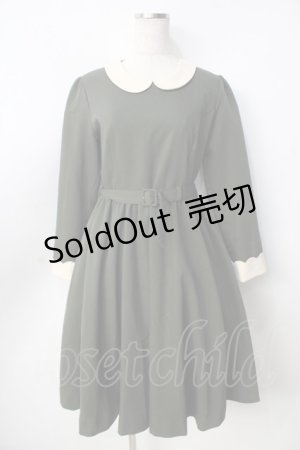 画像: F&A / ベルト付きクレリック衿ワンピース F グリーン Y-25-09-22-112-LO-OP-SZ-ZY