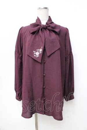 画像: axes femme / 刺繍入りリボンロングブラウス  ワイン Y-25-09-25-015-AX-BL-SZ-ZY