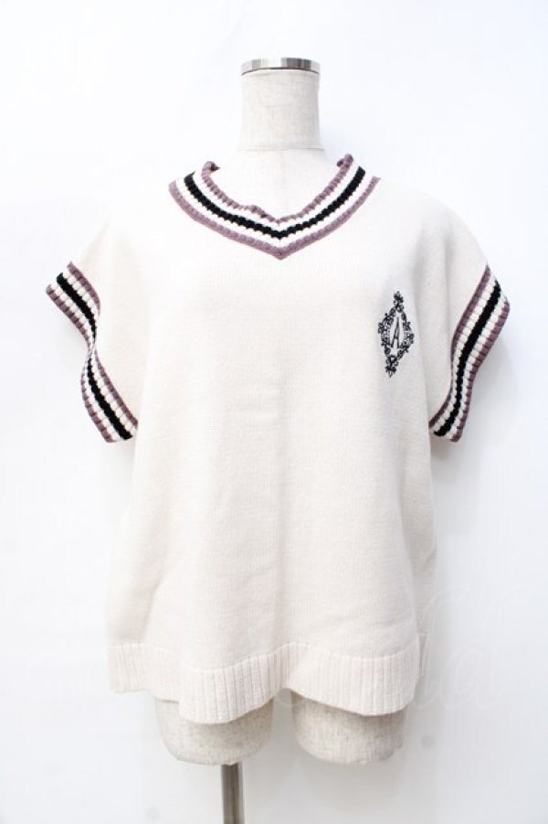 画像1: axes femme / 刺繍入カレッジ風ニットベスト  生成り Y-25-09-25-022-AX-TO-SZ-ZI (1)