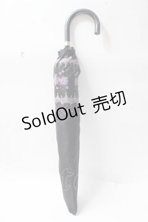 画像: axes femme / 蝶×バラ柄晴雨兼用折傘  黒 Y-25-09-29-051-AX-ZA-SZ-ZY