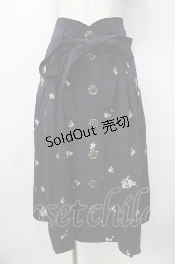 画像1: LIZ LISA / 小花刺繍スカート 0 紺 Y-25-09-29-288-LO-SK-SZ-ZI (1)