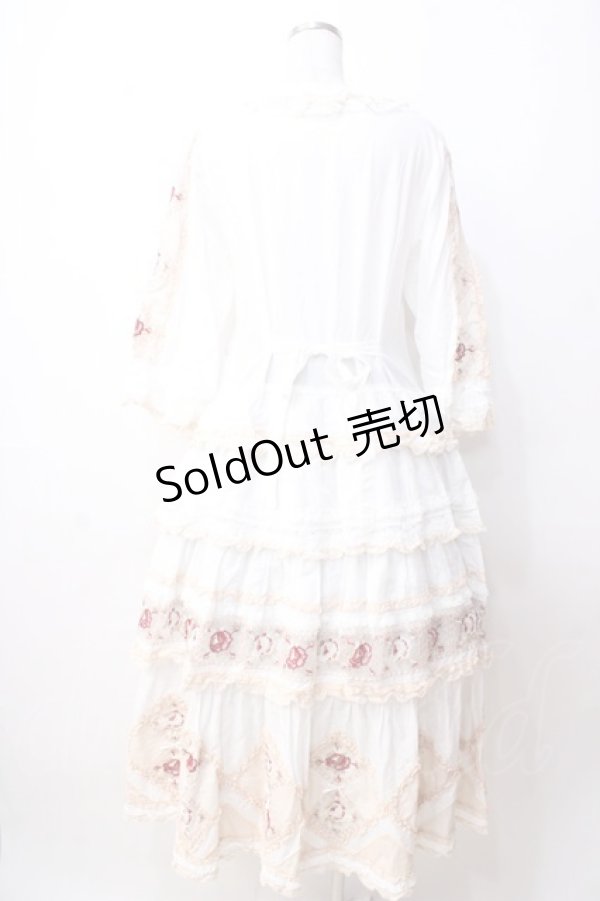 画像2: PINK HOUSE / ローズチュールレース使いパッチワーク風ワンピース  白 Y-25-09-30-008-LO-OP-AS-ZY (2)