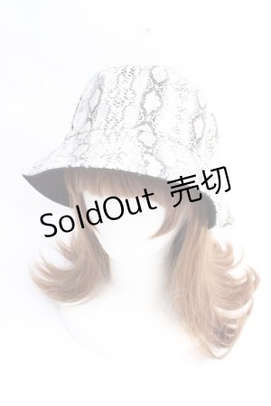 画像: 【SALE】Jamieエーエヌケー / パイソン柄バケットハット  白 Y-25-10-03-040-LO-AC-SZ-ZT-K016
