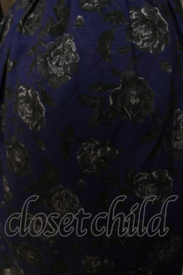 画像3: axes femme / バルーンスリーブフラワーワンピース  黒×パープル Y-25-10-03-119-AX-OP-SZ-ZI (3)