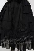 画像4: Angelic Pretty / ふんわりフリルホルタージャンパースカート  黒 Y-25-10-03-143-AP-OP-AS-ZY (4)