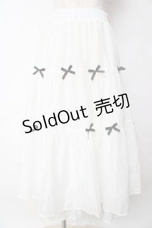画像: axes femme POETIQUE / プチリボンティアードスカート  白 Y-25-10-03-164-AX-SK-SZ-ZY
