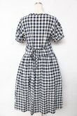 画像2: PINK HOUSE / エプロン付きブロードギンガムワンピース F 紺 Y-25-10-13-130-LO-OP-SZ-ZY (2)