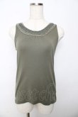画像1: axes femme / ビーズテープ使いタンク M カーキ Y-25-10-16-063-AX-TO-SZ-ZT190 (1)