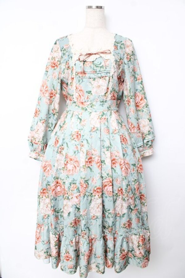 画像1: axes femme / ブルームフラワー柄ワンピース F グリーン Y-25-10-16-132-AX-OP-SZ-ZI (1)