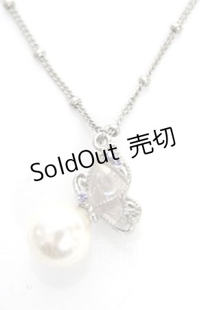 画像: axes femme / パール×蝶ネックレス  シルバー Y-25-10-18-002-AX-AC-SZ-ZY