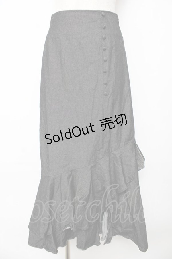 画像1: axes femme / クルミ釦付デニムスカート F 黒 Y-25-10-18-202-AX-SK-SZ-ZI (1)