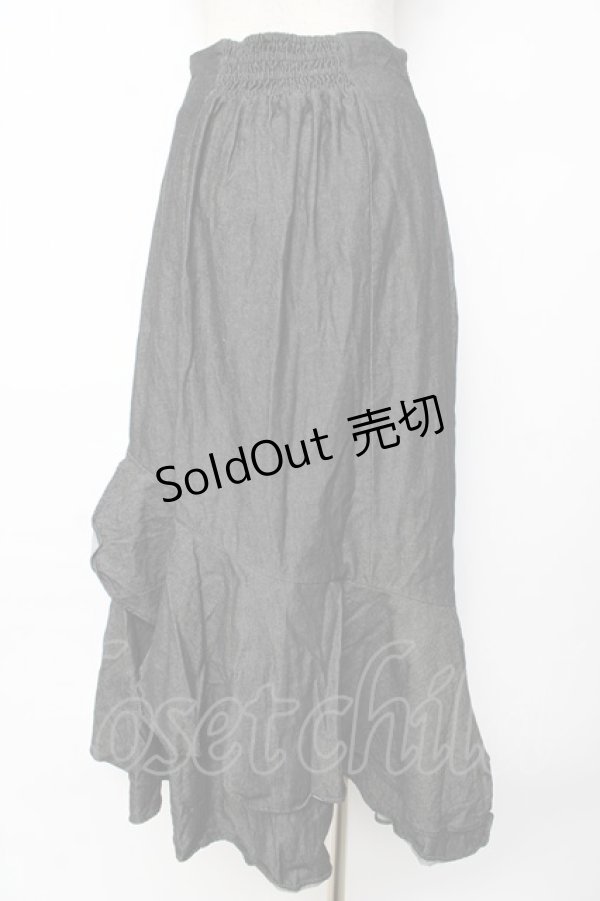 画像2: axes femme / クルミ釦付デニムスカート F 黒 Y-25-10-18-202-AX-SK-SZ-ZI (2)