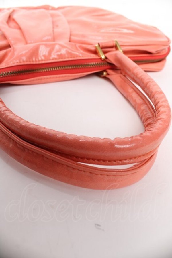 Emily Temple cute / リボン型エナメルバッグ ピンク Y-25-10-18-039