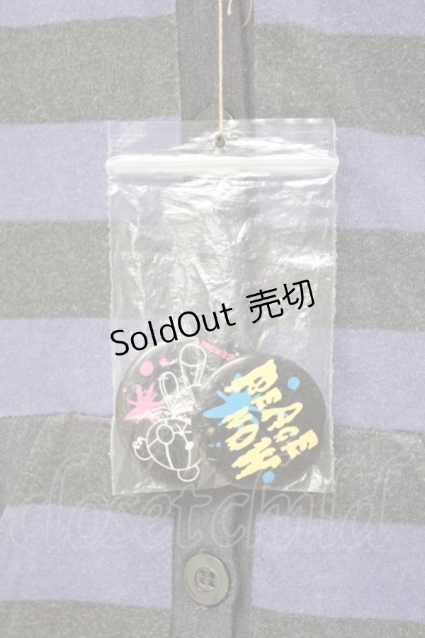 画像4: PEACE NOW / 缶バッジ付きボーダーノースリーブカーディガン M グレー×パープル Y-25-10-25-085-PU-TO-SZ-ZY (4)