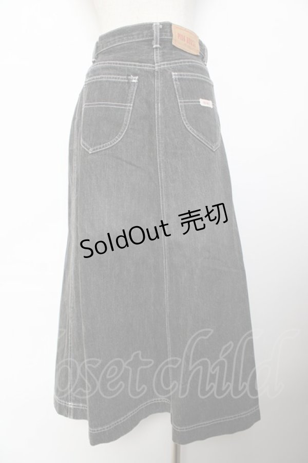 画像2: PINK HOUSE / ロゴプリントデニムスカート  黒 Y-25-10-25-146-LO-SK-SZ-ZY (2)