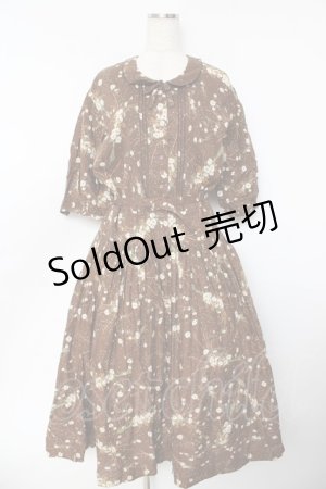 画像: PINK HOUSE / ひな菊ブーケ柄ワンピース F ブラウン Y-25-10-31-062-LO-OP-AS-ZY