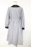画像2: Secret Honey / ピンタックフリルロングシャツワンピース 2 グレー Y-25-11-01-106-CA-OP-SZ-ZY (2)