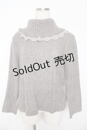 画像: axes femme / ミニバラ&パールハイネックニット  グレー Y-25-11-01-036-AX-TO-SZ-ZY