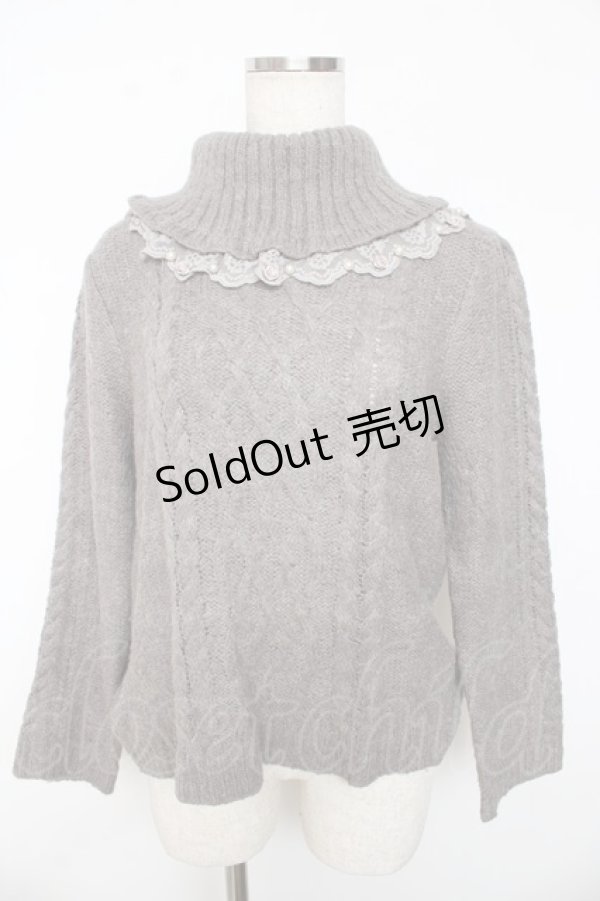 画像1: axes femme / ミニバラ&パールハイネックニット  グレー Y-25-11-01-036-AX-TO-SZ-ZY (1)