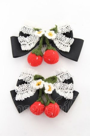 画像: BABY,THE STARS SHINE BRIGHT / いちごとレースのリボンコーム  黒 Y-25-11-05-018-BA-AC-SZ-ZY