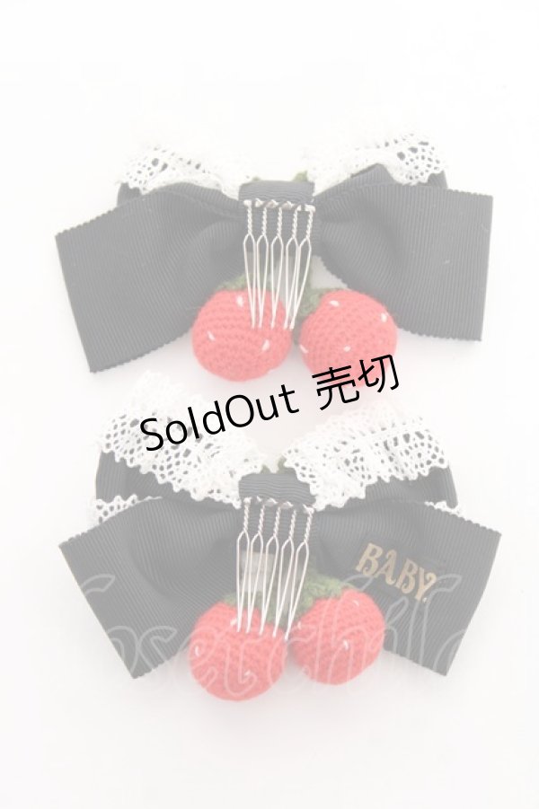 画像2: BABY,THE STARS SHINE BRIGHT / いちごとレースのリボンコーム  黒 Y-25-11-05-018-BA-AC-SZ-ZY (2)