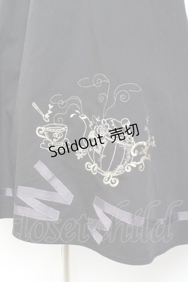 画像4: axes femme POETIQUE / ティータイム刺繍吊りスカート M 黒 Y-25-11-05-118-AX-SK-SZ-ZY (4)