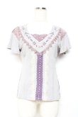画像1: Ozz oneste / 刺繍入りフロントレーストップス  グレー Y-25-11-05-139-OO-TO-SZ-OS (1)