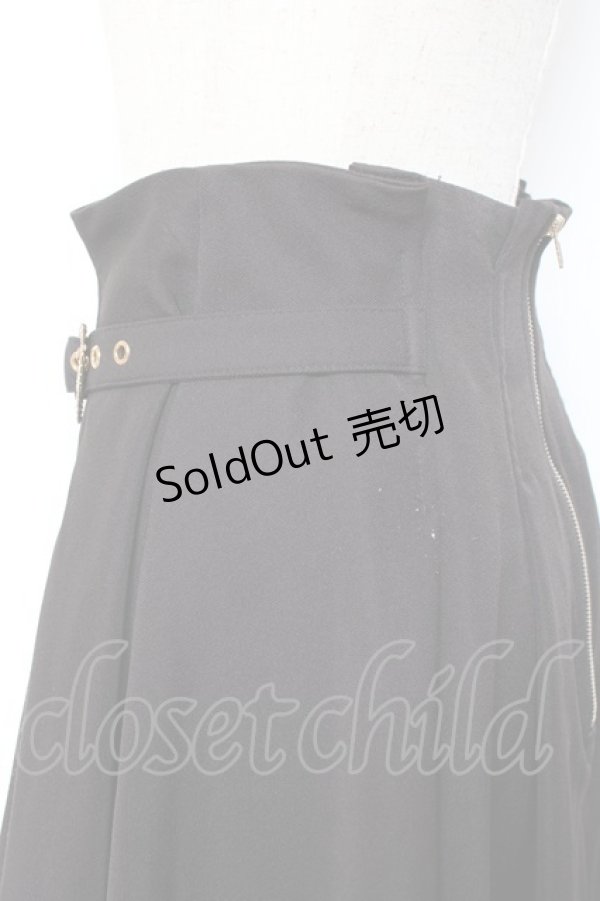 画像3: Rojita / ハートビジュバックルフレアスカート F 黒 Y-25-11-05-149-LO-SK-SZ-ZY (3)