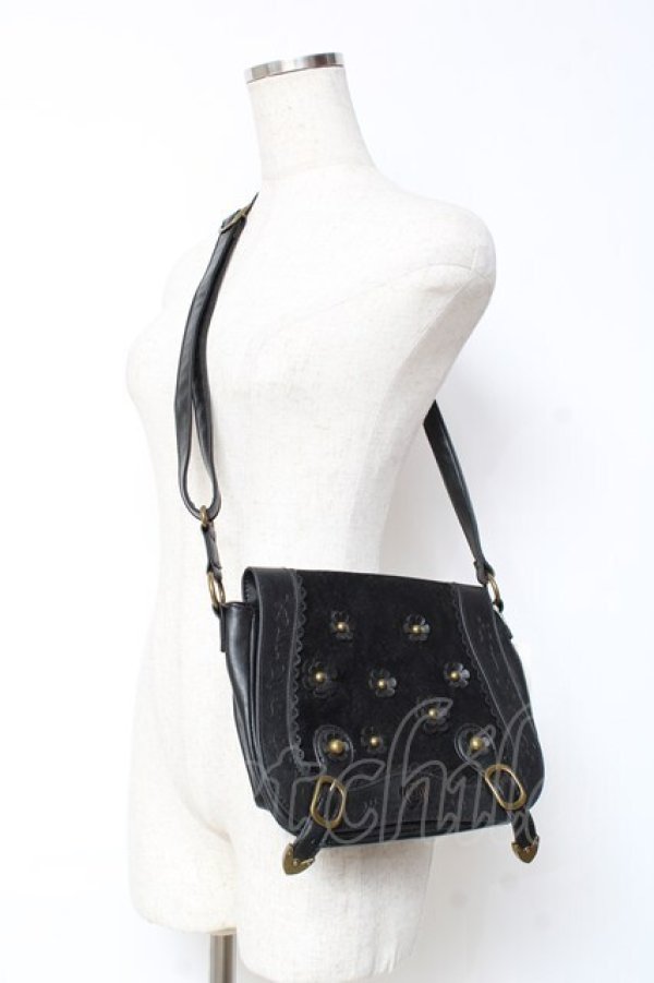 画像1: axes femme / お花付きショルダーバッグ  黒 Y-25-11-05-025-AX-BG-SZ-ZT273 (1)