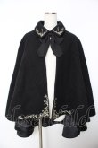 画像1: Princess Chronicles / 皇子系刺繍入りマント L 黒 Y-25-11-06-070-PU-CO-SZ-ZY (1)