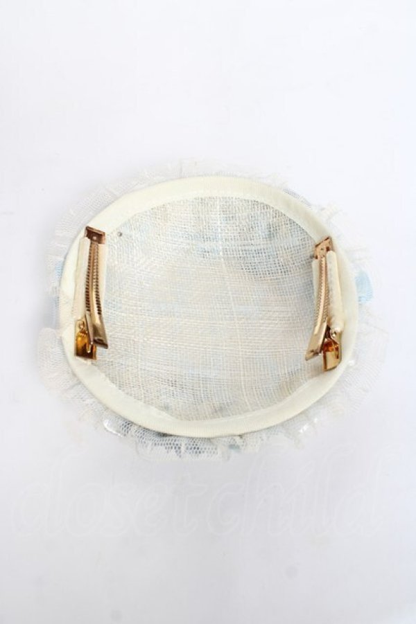 画像3: devil inspired / エレガントローズタラウンドカクテルハット  サックス Y-25-11-09-044-LO-AC-SZ-ZT486 (3)