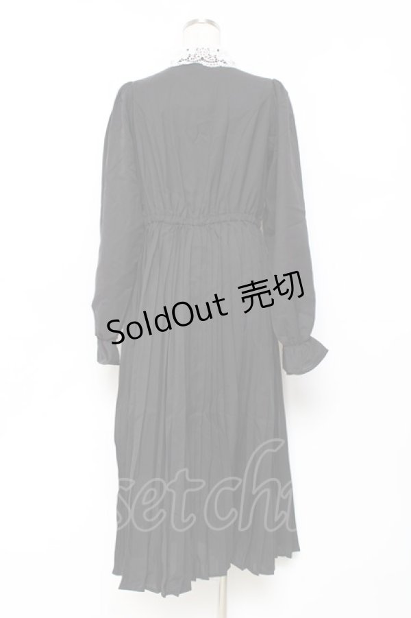 画像2: m petit by misako / レース襟プリーツワンピース  黒 Y-25-11-09-096-LO-OP-SZ-ZY (2)