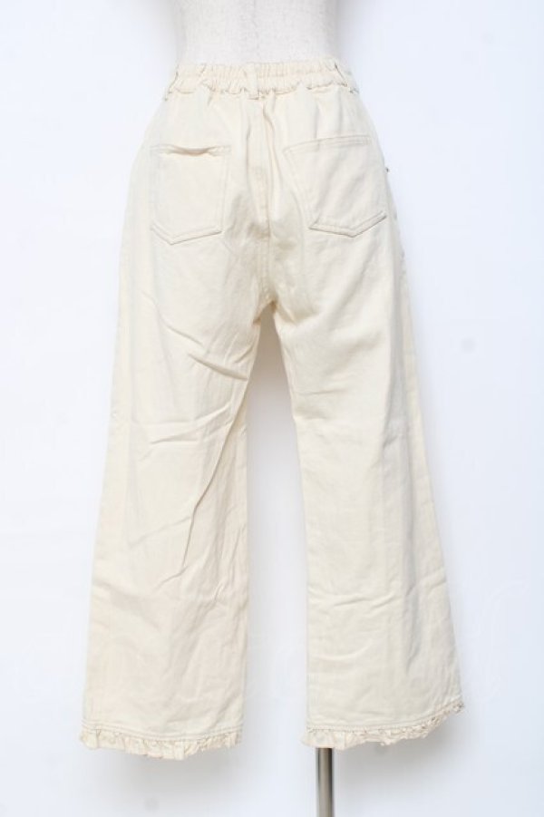 画像2: axes femme POETIQUE / フリルディテールパンツ  生成り Y-25-11-09-116-AX-PA-SZ-ZI (2)