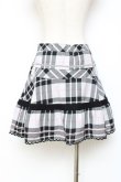 画像2: MILK / クチュールチェックスカート  ブラック×グレーチェック Y-25-11-09-128-ML-SK-SZ-ZY (2)