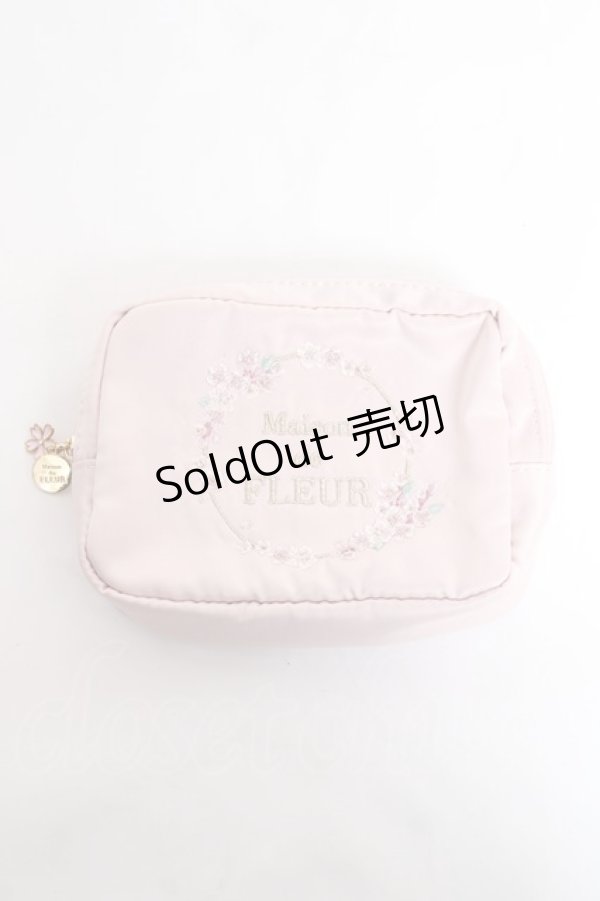 画像1: Maison de FLEUR / sakura刺繍スクエアポーチ F ピンク Y-25-11-09-025-LO-ZA-SZ-ZT487 (1)
