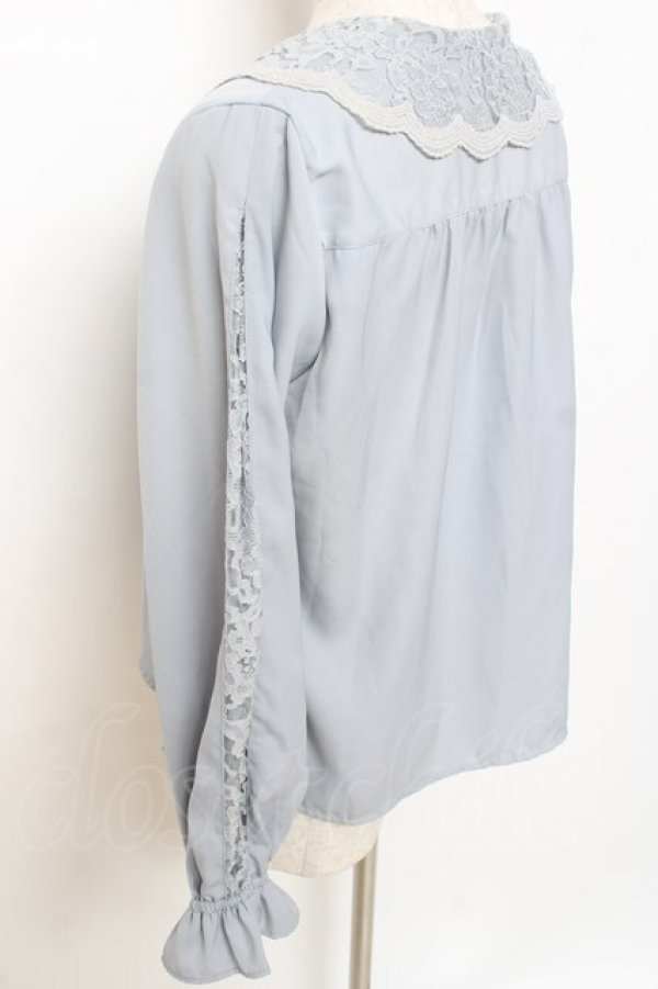 画像3: an another angelus / レース襟ピンタックブラウス  サックス Y-25-11-15-060-CA-BL-SZ-ZY (3)