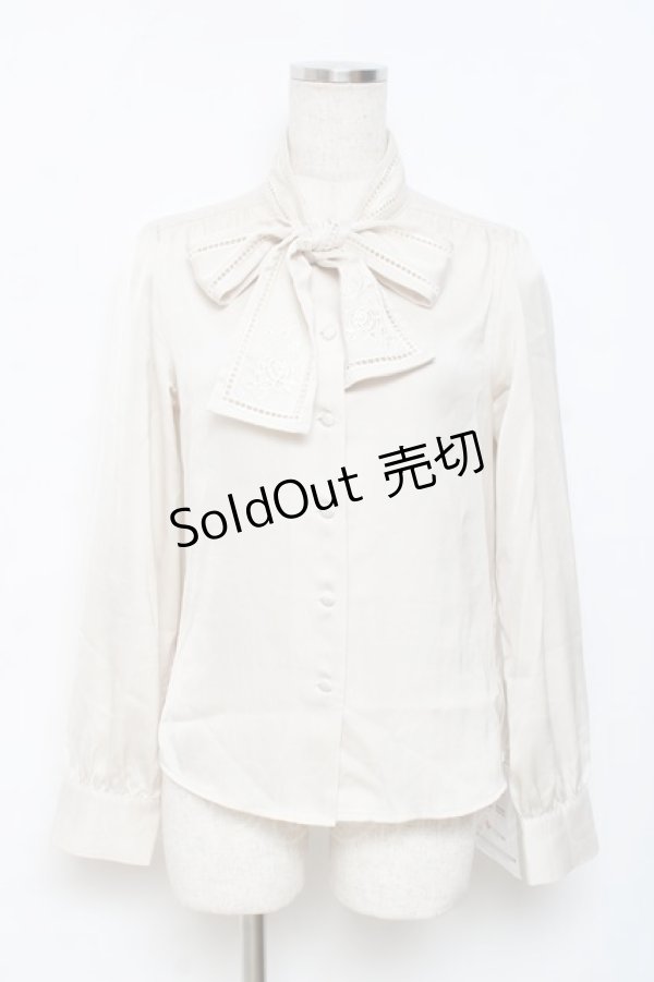 画像1: an another angelus / ローズカットワークボウタイブラウス  生成り Y-25-11-15-062-CA-BL-SZ-ZY (1)