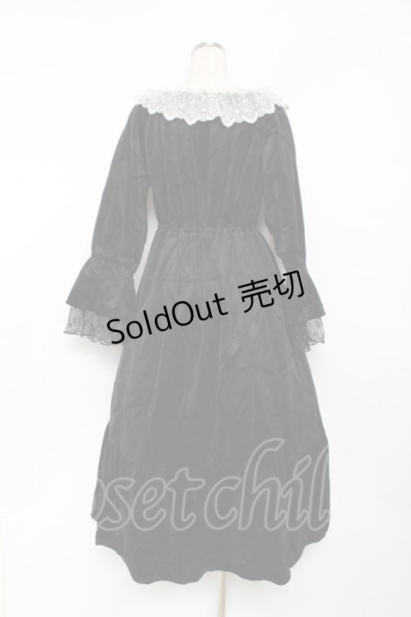 画像2: axes femme / パゴタ袖ベロアワンピース  黒 Y-25-11-15-101-AX-OP-SZ-ZY (2)