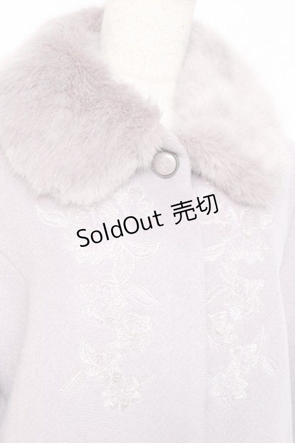 画像3: axes femme / ファー襟フロント刺繍ロングコート  ラベンダー Y-25-11-15-114-AX-CO-SZ-ZY (3)