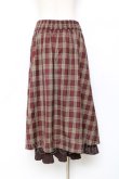 画像2: axes femme / 裾プリーツチェック柄スカート  ブラウン Y-25-11-15-134-AX-SK-SZ-ZY (2)