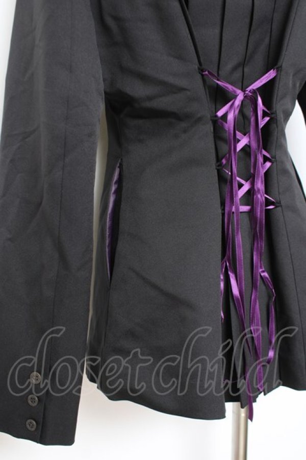 画像3: carina e Arle quin / 後ろ編み上げプリーツジャケット  黒 Y-25-11-26-081-LO-JA-SZ-ZY (3)