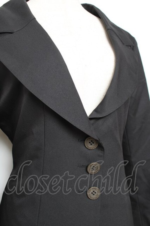 画像4: carina e Arle quin / 後ろ編み上げプリーツジャケット  黒 Y-25-11-26-081-LO-JA-SZ-ZY (4)