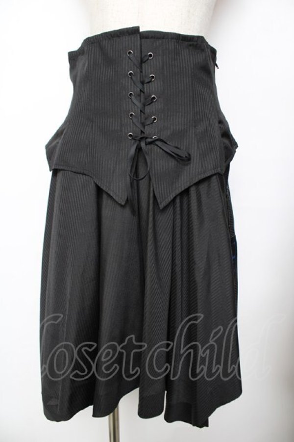 画像1: Moi-meme-Moitie / ストライプ蝙蝠コルセットスカート - ブラック Y-25-11-26-198-MO-SK-SZ-ZY (1)