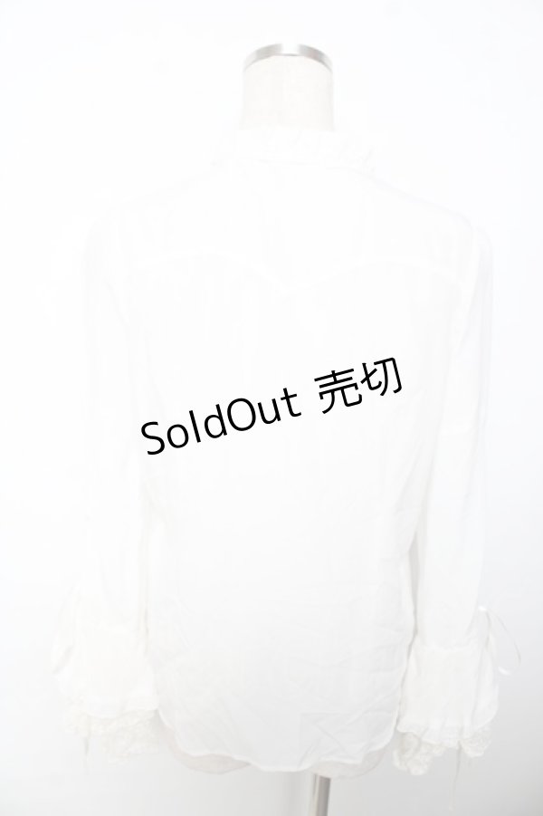 画像2: axes femme Kawaii / リボンブローチ付姫袖ブラウス M 白 Y-25-11-30-053-AX-BL-SZ-ZY (2)