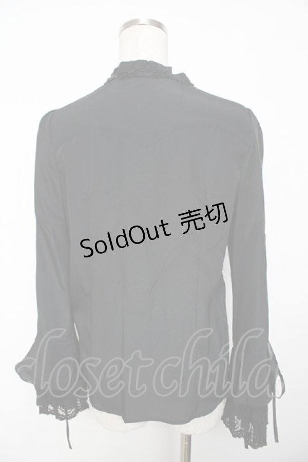 画像2: axes femme Kawaii / リボンブローチ付姫袖ブラウス M 黒 Y-25-11-30-063-AX-BL-SZ-ZY (2)