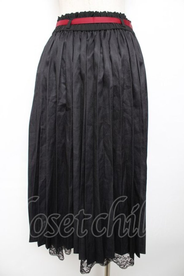 画像2: axes femme / 彼岸花柄プリーツスカート F 黒 Y-25-11-30-216-AX-SK-SZ-ZY (2)