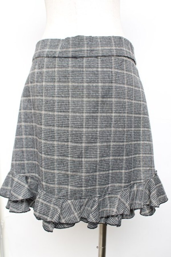 画像2: axes femme kawaii / 裾フリルチェック柄スカート M 黒 Y-25-11-30-231-AX-SK-SZ-ZY (2)