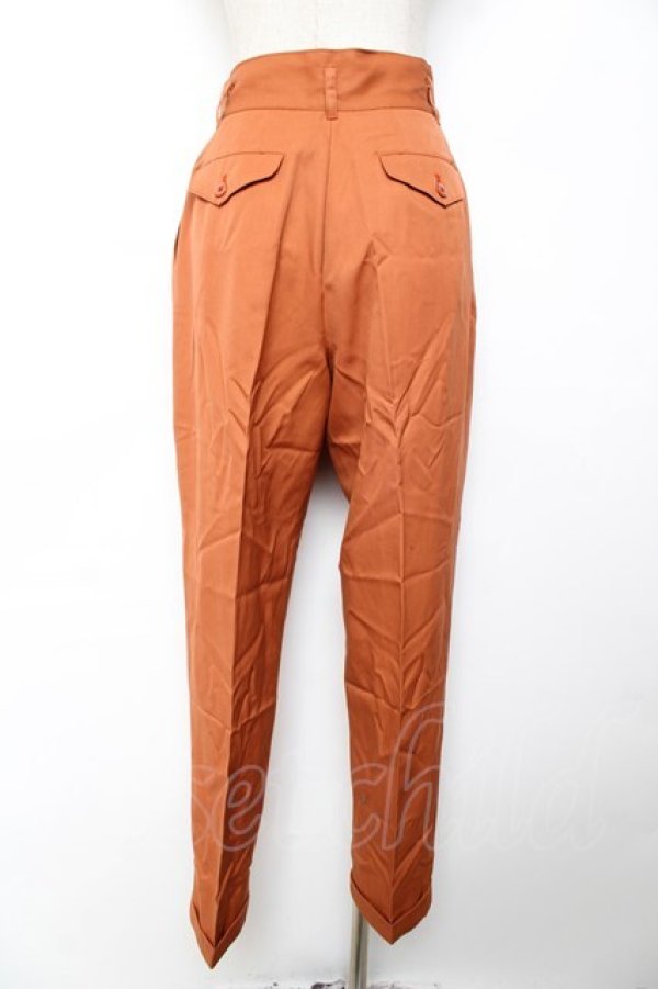 画像2: INGEBORG / タック入りテーパードパンツ  オレンジ Y-25-12-01-090-LO-PA-SZ-ZY (2)